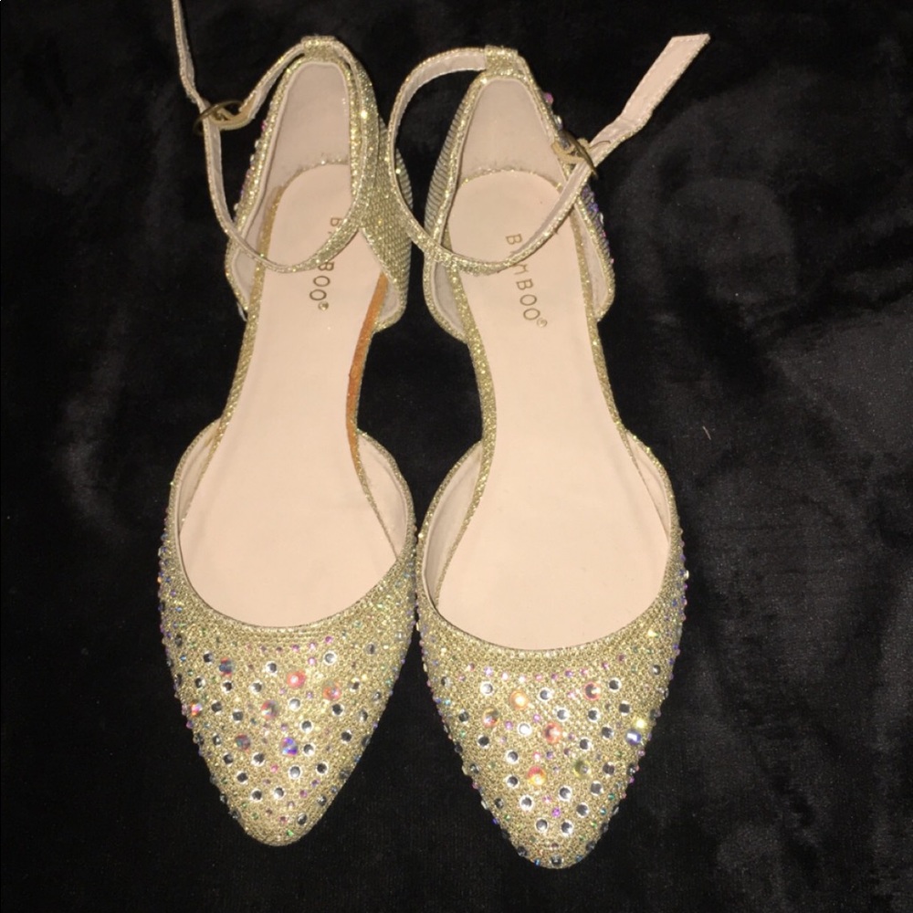 Bamboo Pointed Toe Flats